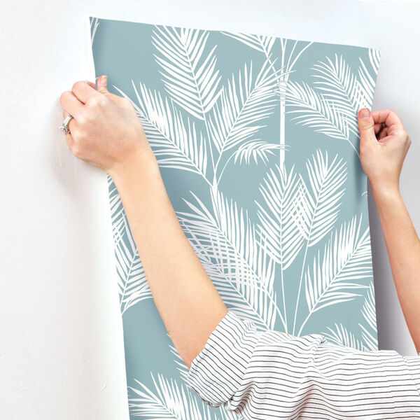 Waters Edge Blue King Palm Silhouette Pre Pasted Wallpaper - SAMPLE SWATCH ONLY, image 5