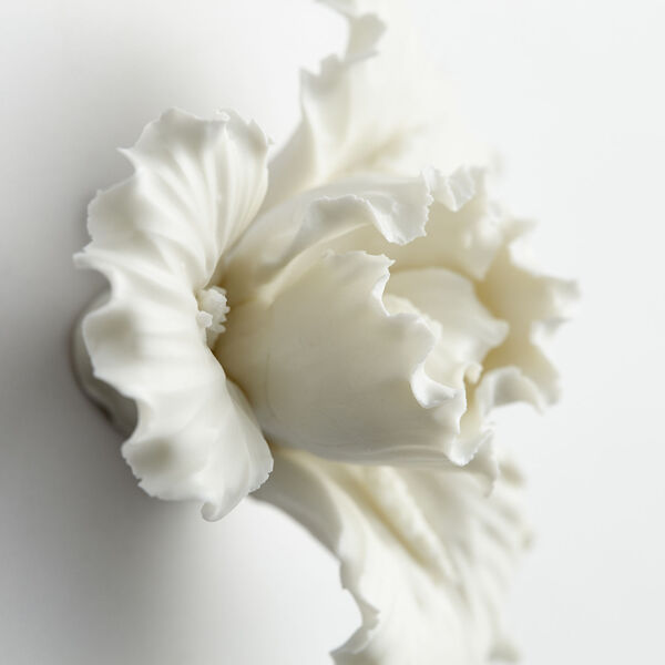 White Medium Lily Wall Decor, image 4