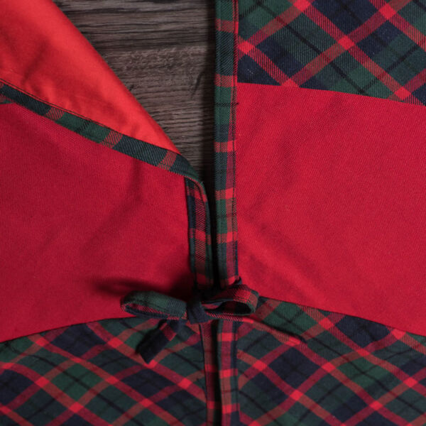Highlands Red 60-Inch Tree Skirt with Traditional Holiday Plaid Fabric, image 4