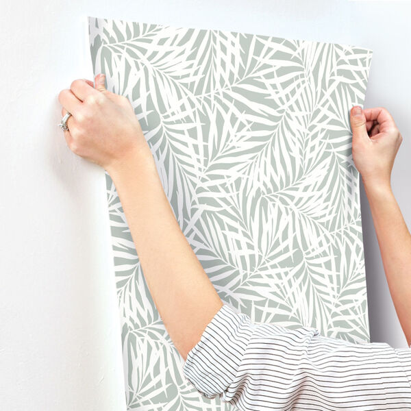 Waters Edge Light Green White Oahu Fronds Pre Pasted Wallpaper, image 5