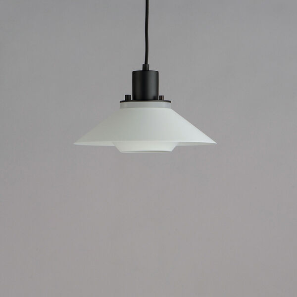 Oslo Black and White One-Light 7-Inch Pendant, image 3