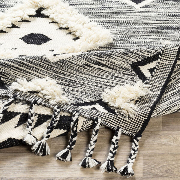 Apache Black and Cream Rectangle Hand Woven 6 Ft. x 9 Ft. Rug, image 4