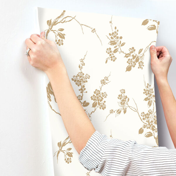 Silhouettes Metallic Gold White Imperial Blossoms Branch Wallpaper, image 5