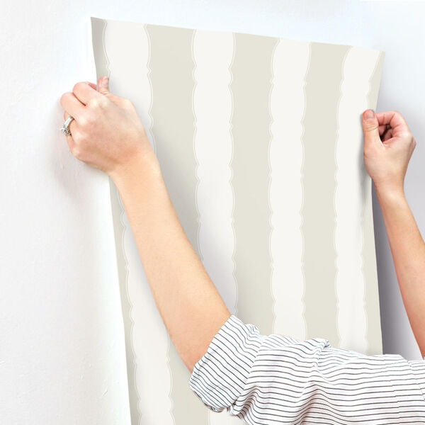 Grandmillennial Off White Scalloped Stripe Pre Pasted Wallpaper - SAMPLE SWATCH ONLY, image 4