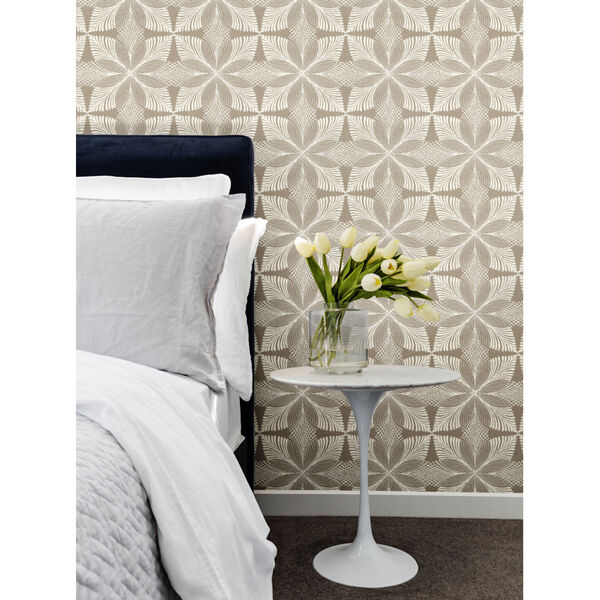 Ronald Redding Handcrafted Naturals Tan and White Roulettes Wallpaper, image 1