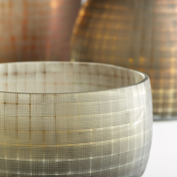 Combed Iridescent Gold 12-Inch Gradient Grid Vase, image 4