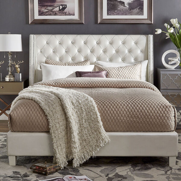 Sotello Crystal Tufted King Bed, image 1