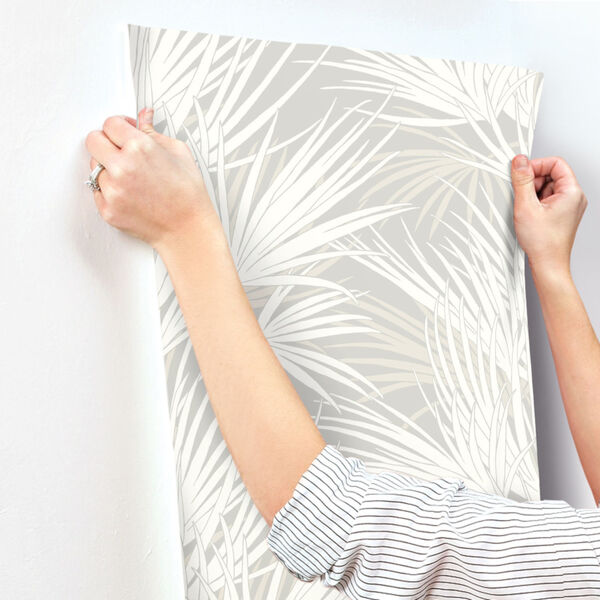 Silhouettes Gray Palmetto Wallpaper, image 5