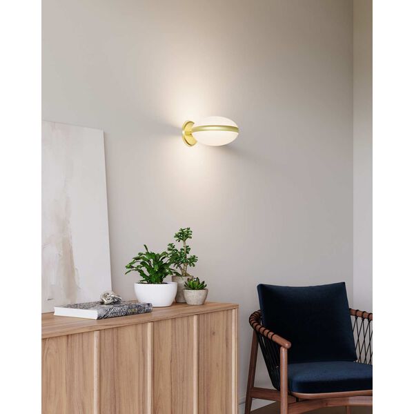 Pillows Brass 3000K LED Wall Sconce, image 3