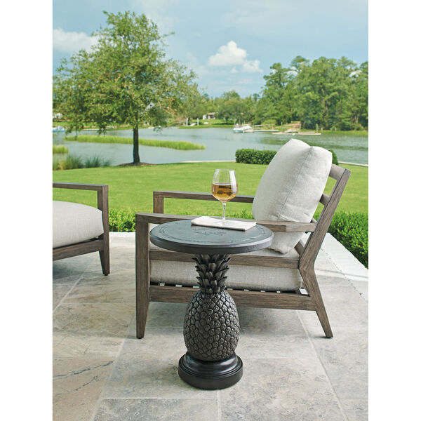 Alfresco Living Weathered Driftwood and Charcoal Gray Pineapple Table, image 2