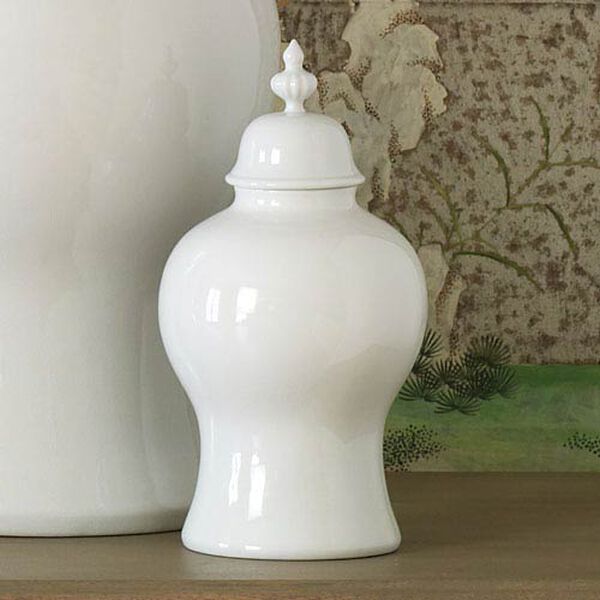 Williamsburg White Small Beaufort Ginger Jar, image 1