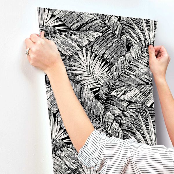 Palm Cove Toile White Black Wallpaper, image 6
