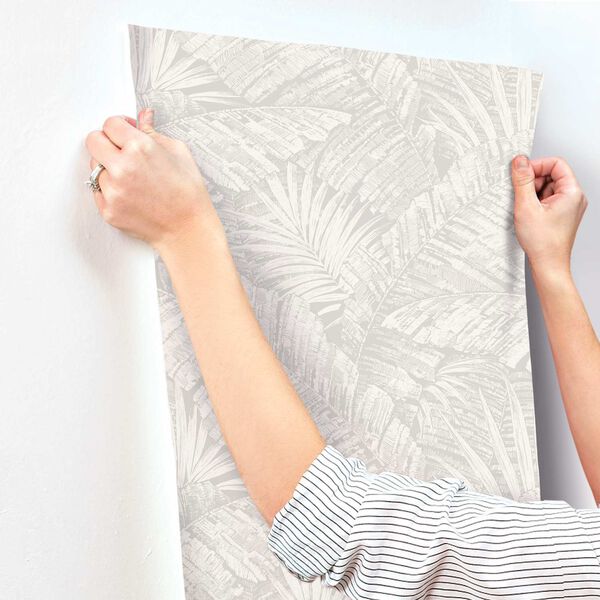 Palm Cove Toile White Grey Wallpaper, image 6