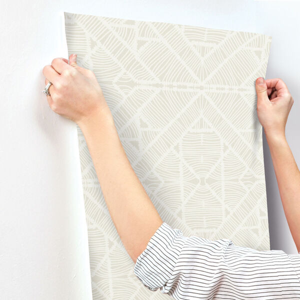 Tropics Beige Diamond Macrame Pre Pasted Wallpaper - SAMPLE SWATCH ONLY, image 3