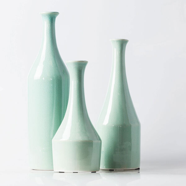 Linden Medium Green Table Vase, image 2