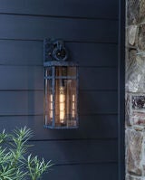 <p>Porter Outdoor Wall Light in Oil Rubbed Bronze</p>