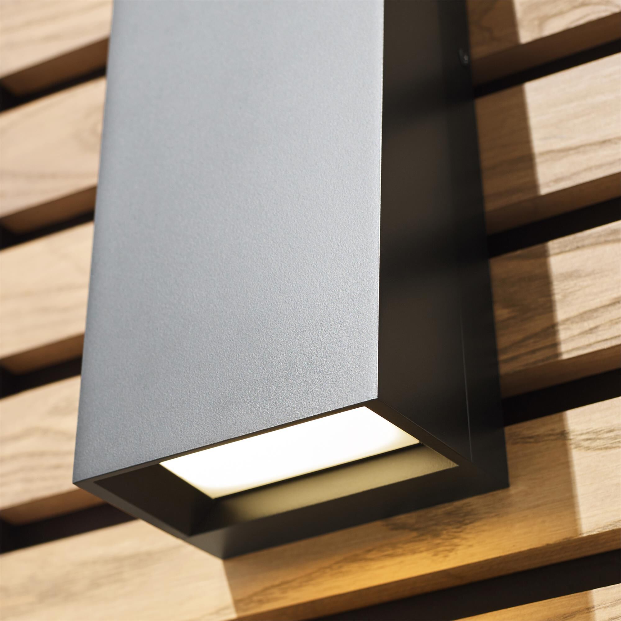 Pitch 4 Inch Outdoor Flush Mount
