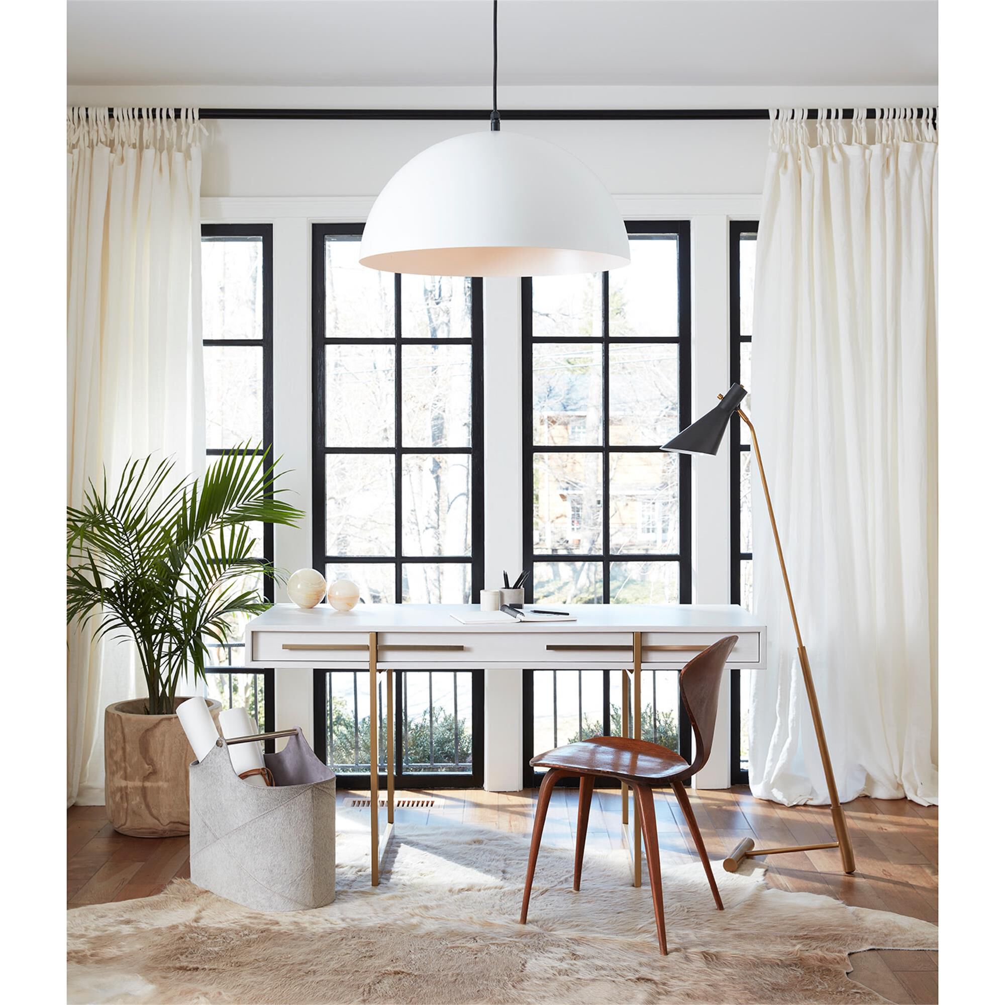 Peridot Medium Pendant Light