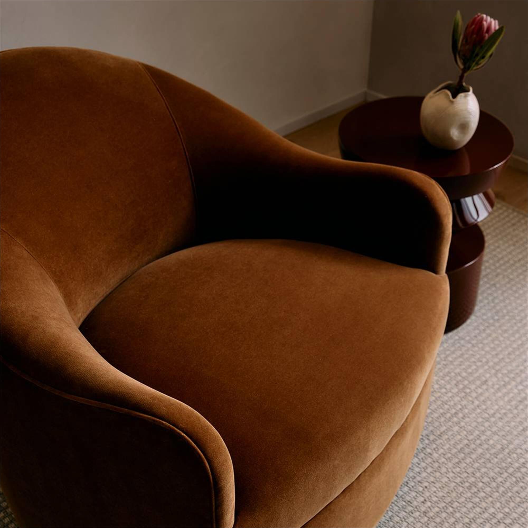 Delfino Accent Chair