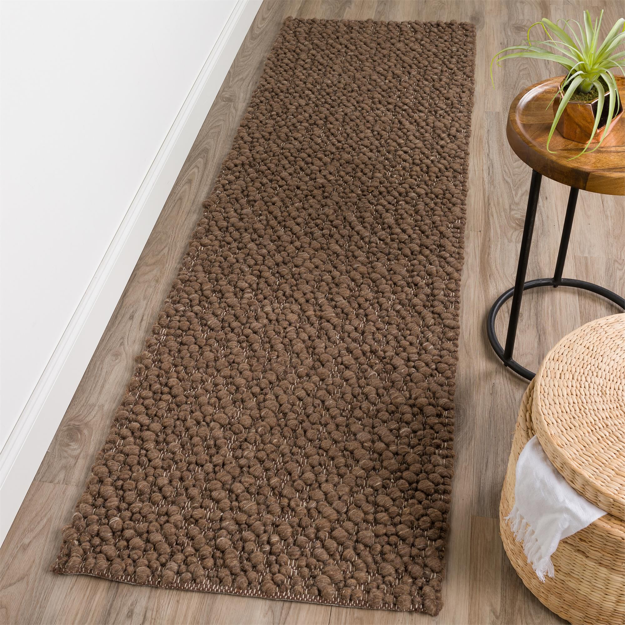 Gorbea GR1 Hand Loomed Wool Area Rug