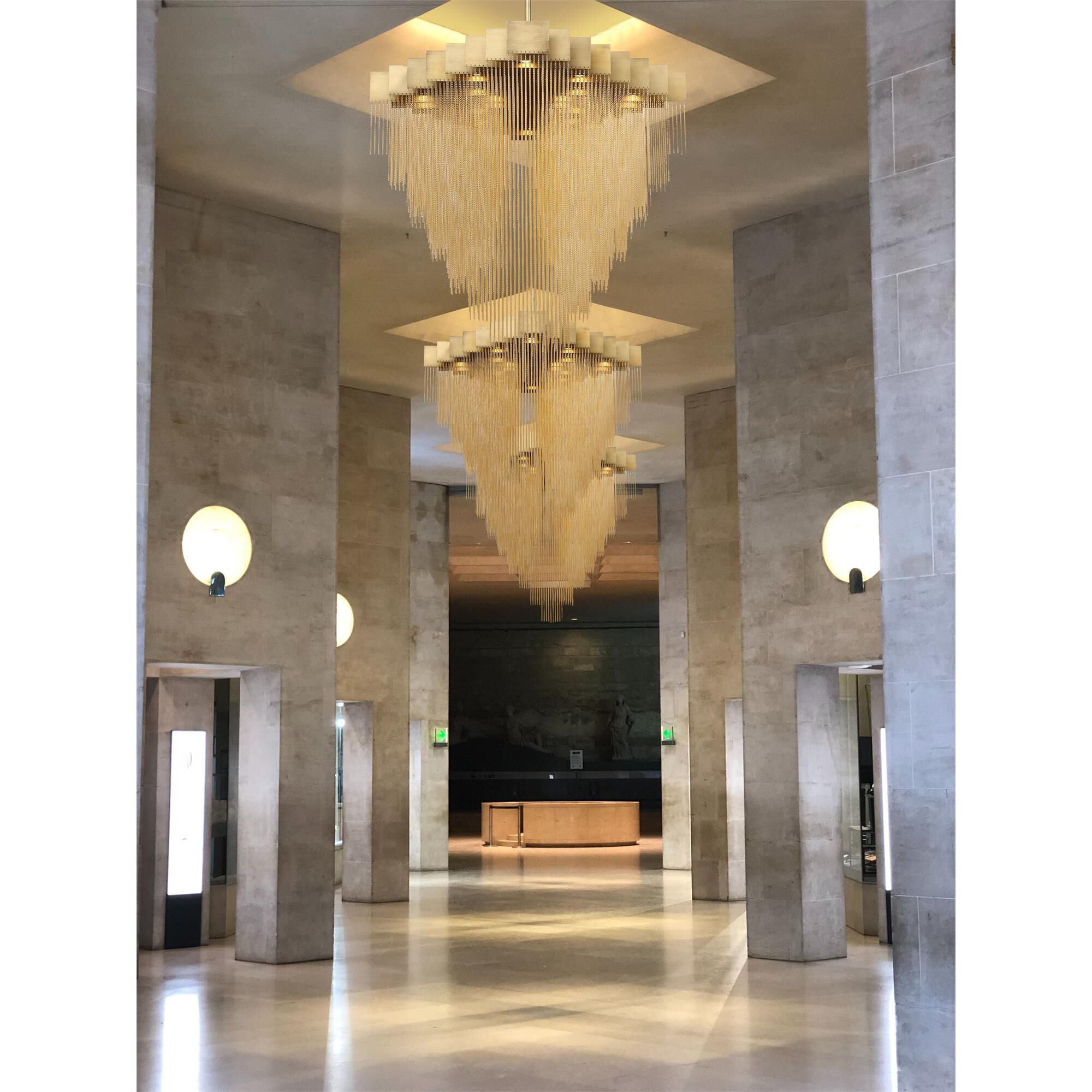 Bloomfield Medium Chandelier