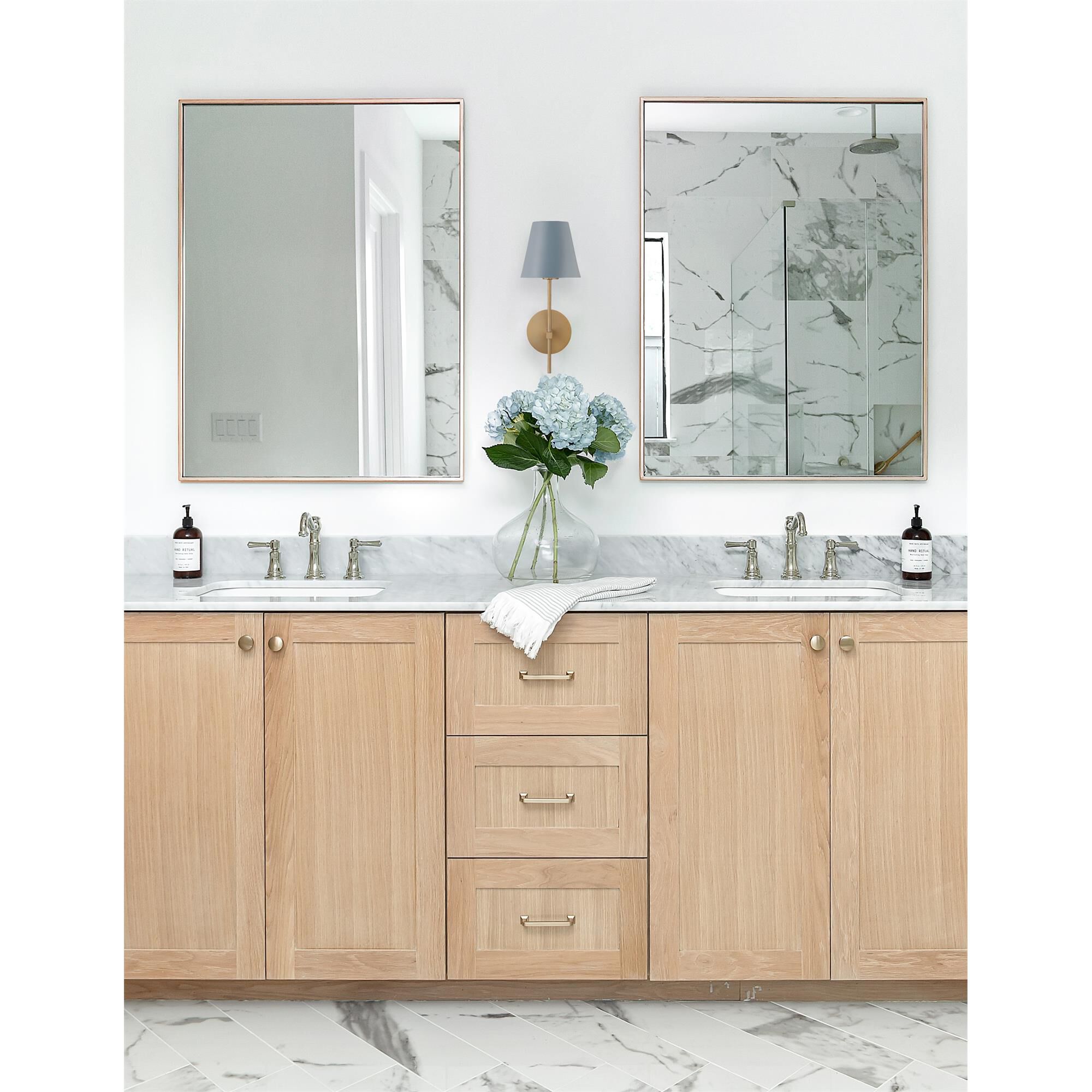 Xavier Medium Wall Sconce