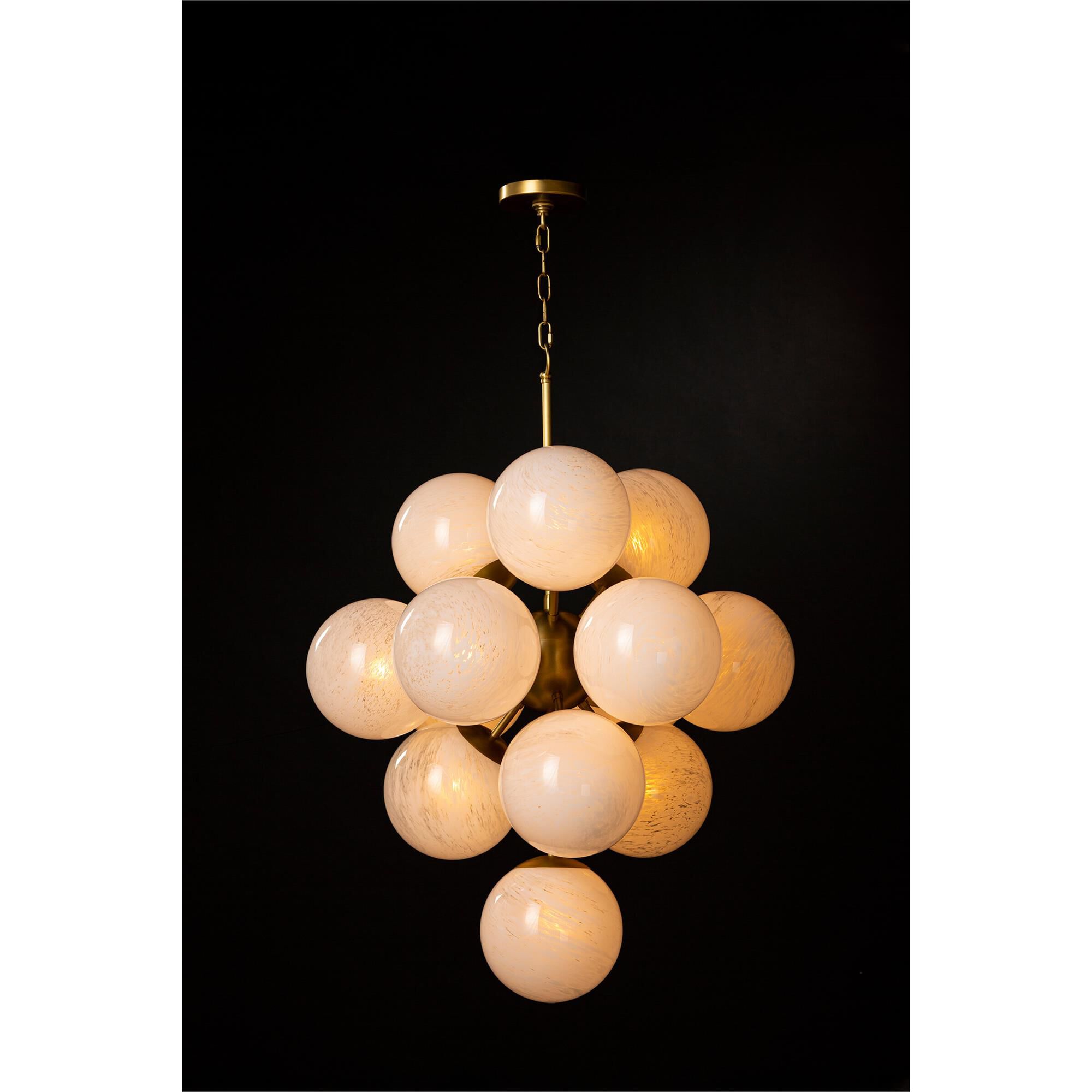 La Dame 28 Inch Chandelier