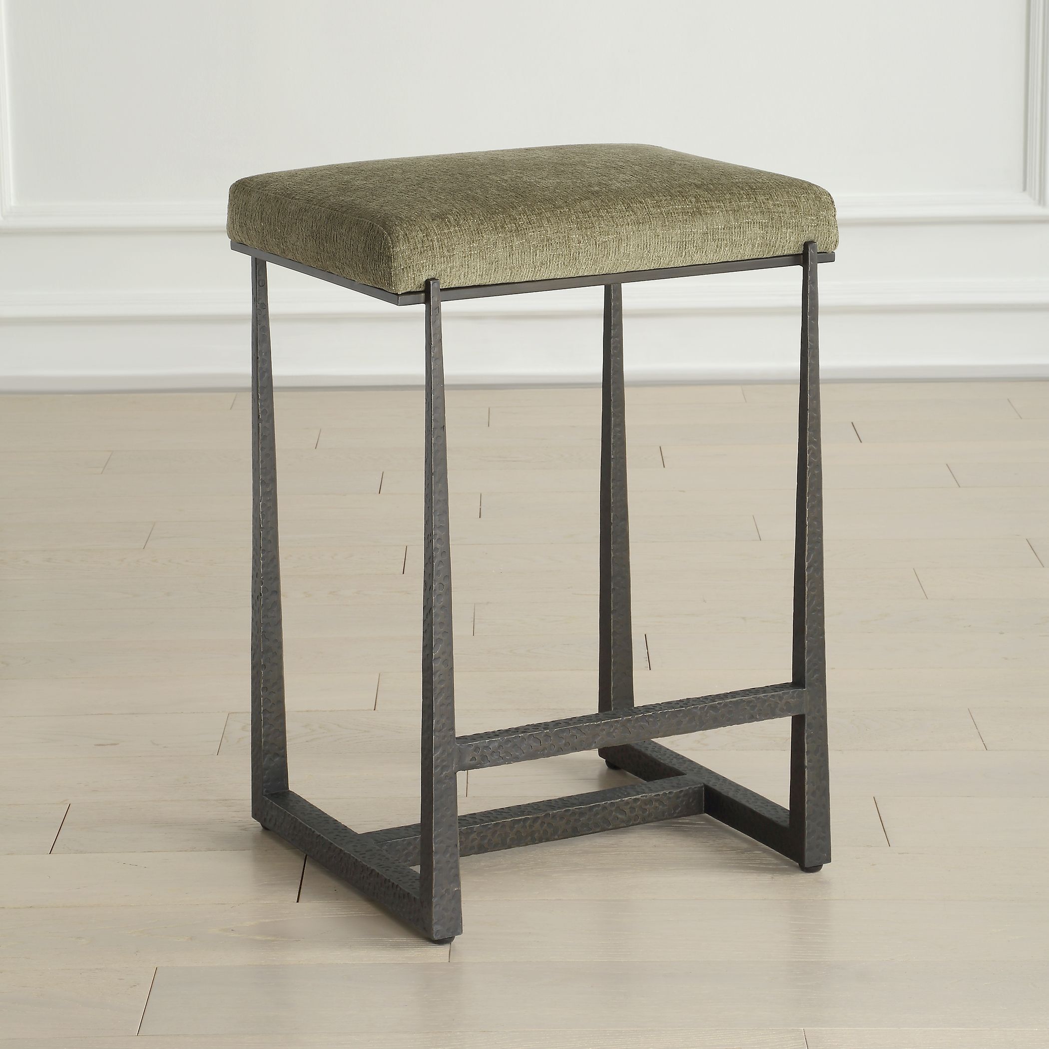 Midas Counter Stool