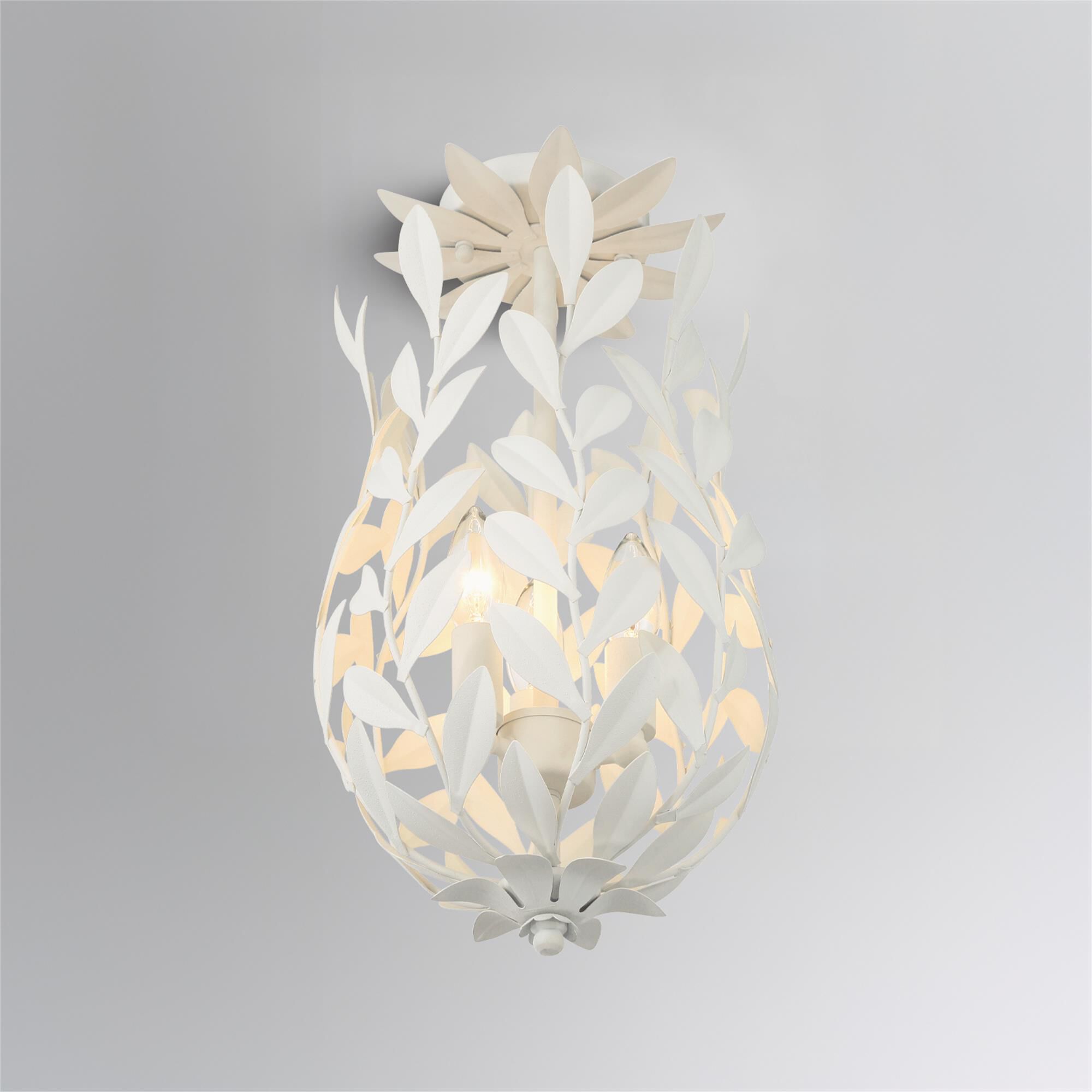 Broche Medium Pendant Light