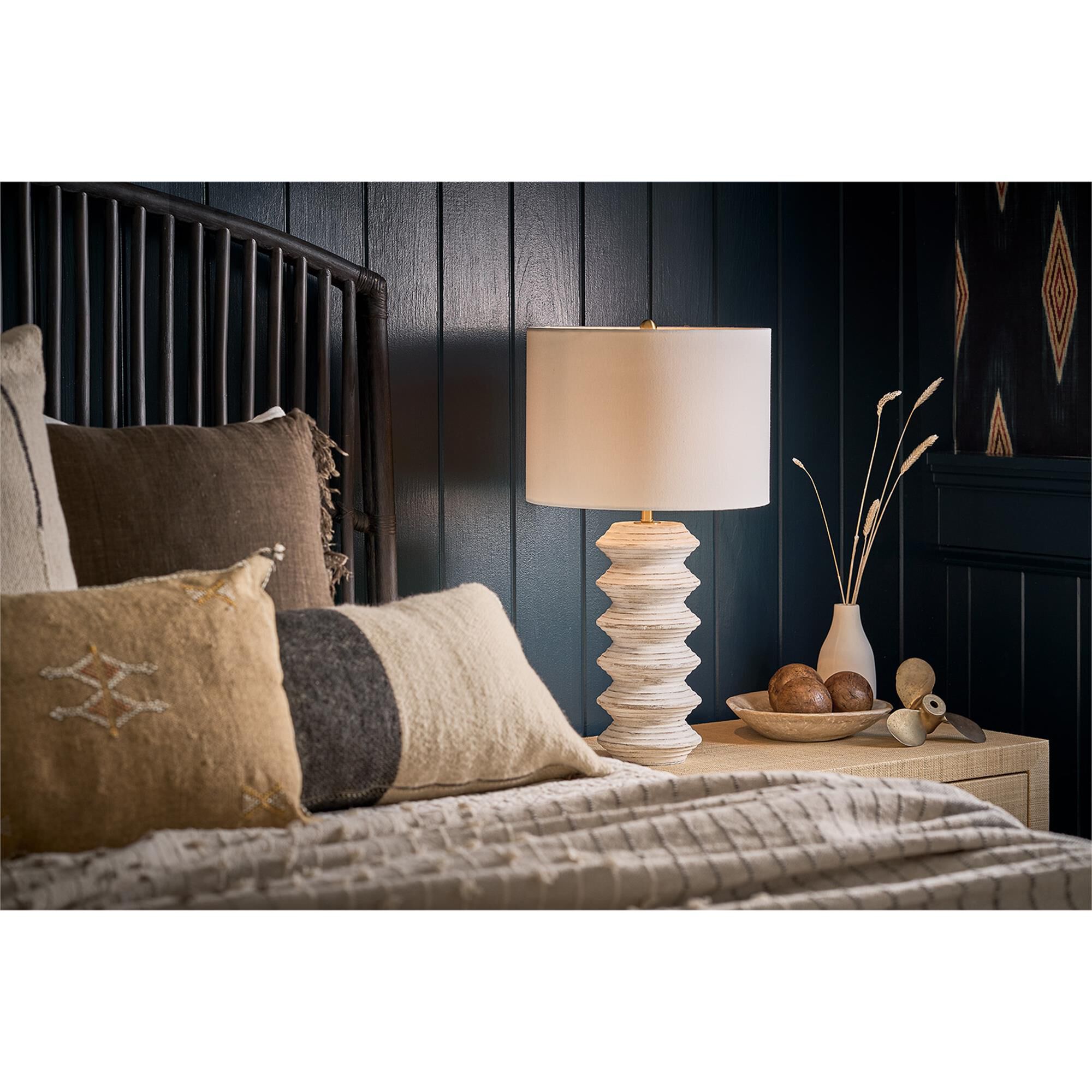 Nova Medium Table Lamp