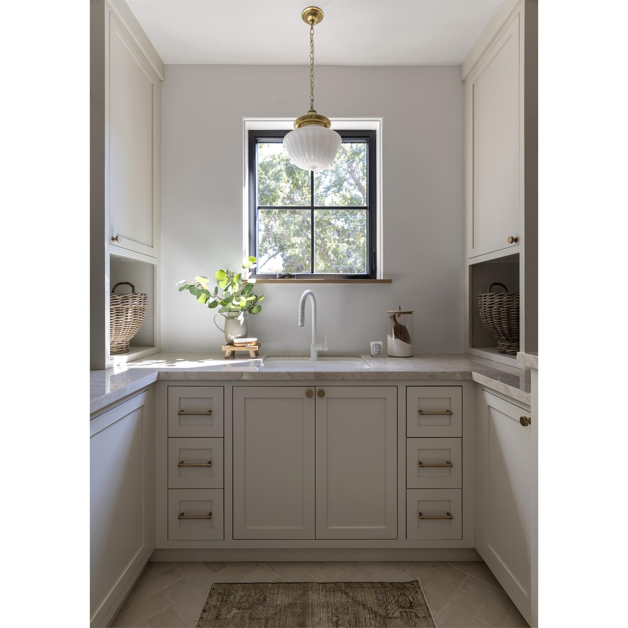 Dutchess 15 Inch Mini Pendant