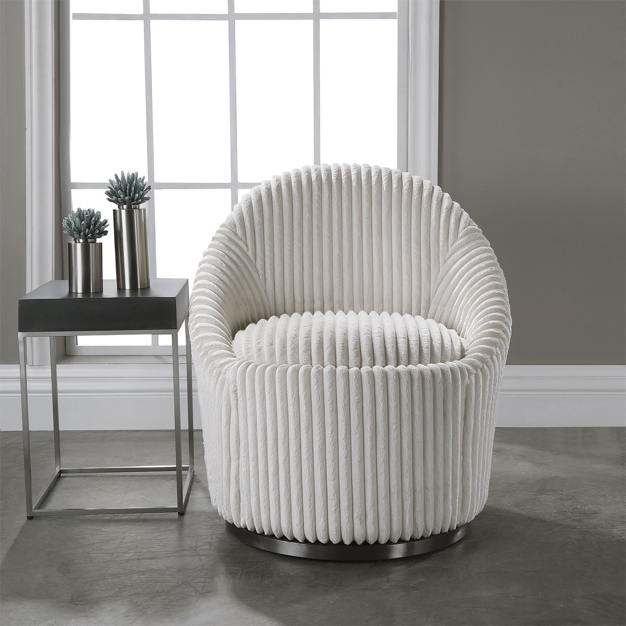 Crue Side Chair