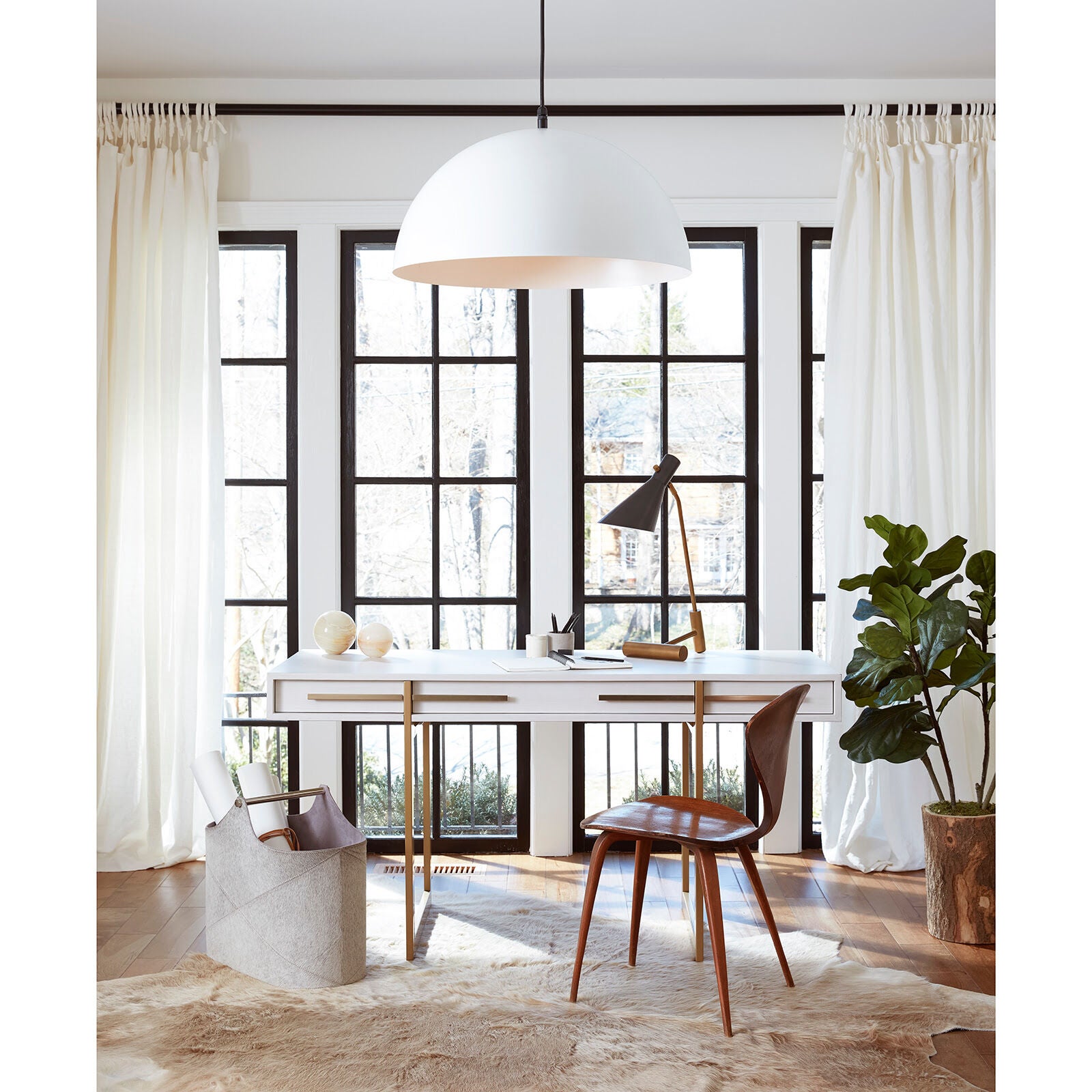 Spyder 24 Inch Desk Lamp