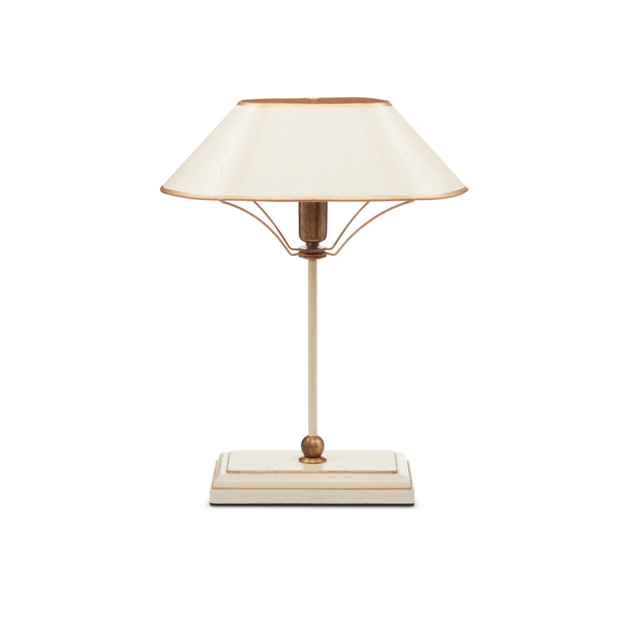 Daphne 16 Inch Table Lamp