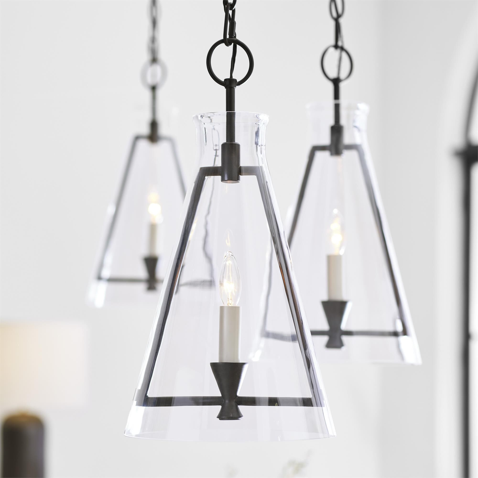 Chapman & Myers Keystone 21 Inch Mini Pendant