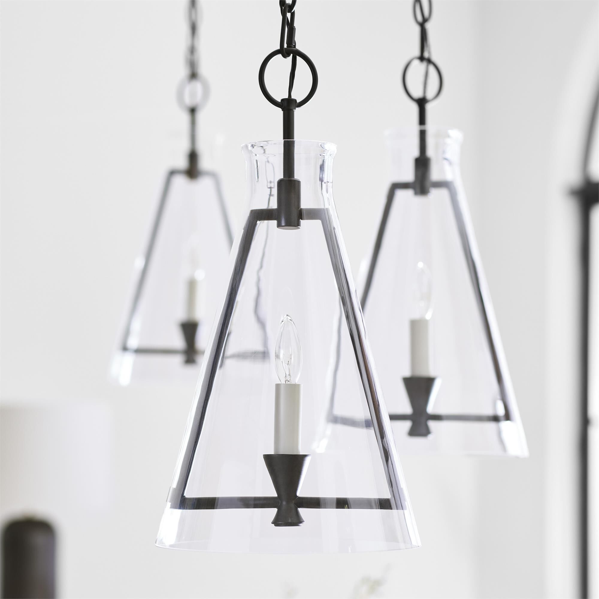 Chapman & Myers Keystone 21 Inch Mini Pendant