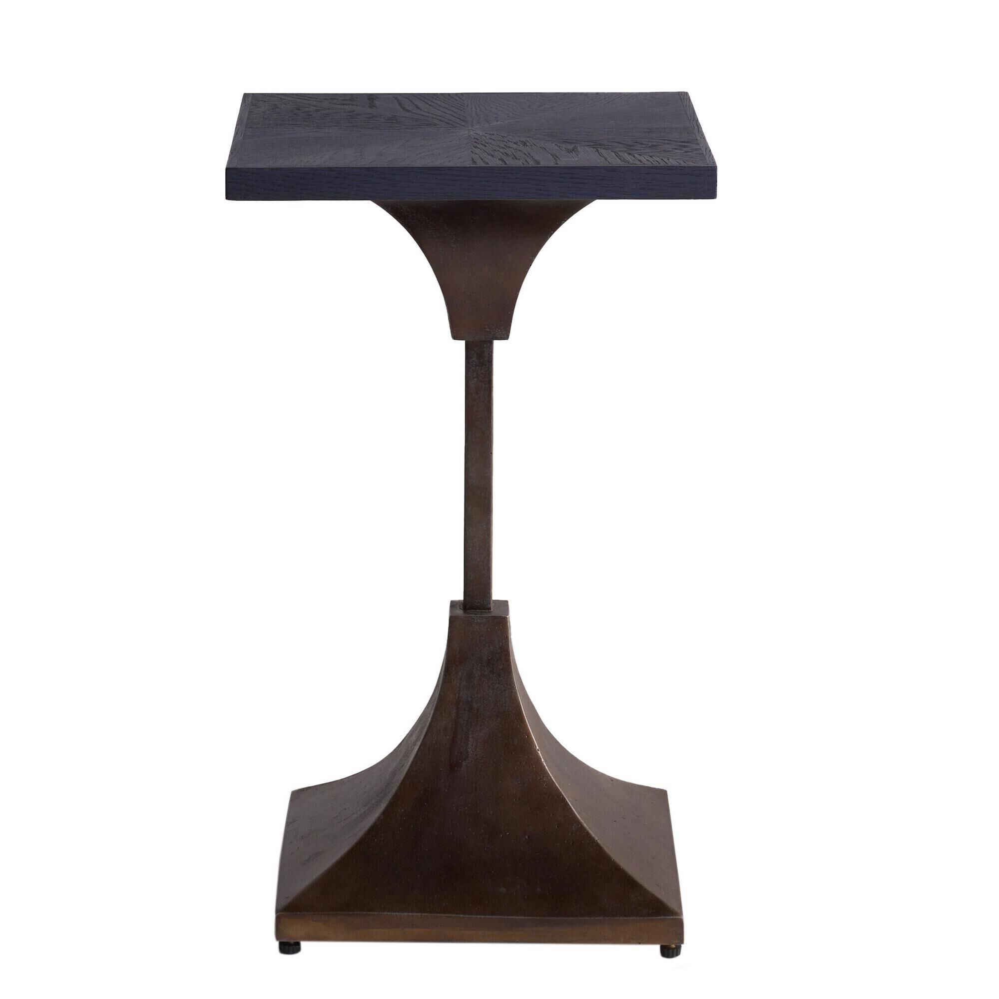 Windsor 20 Inch Accent Table