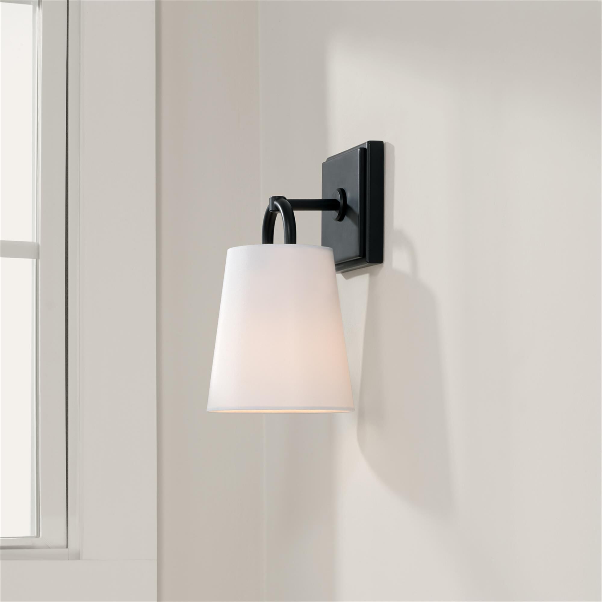 Brody Small Wall Sconce