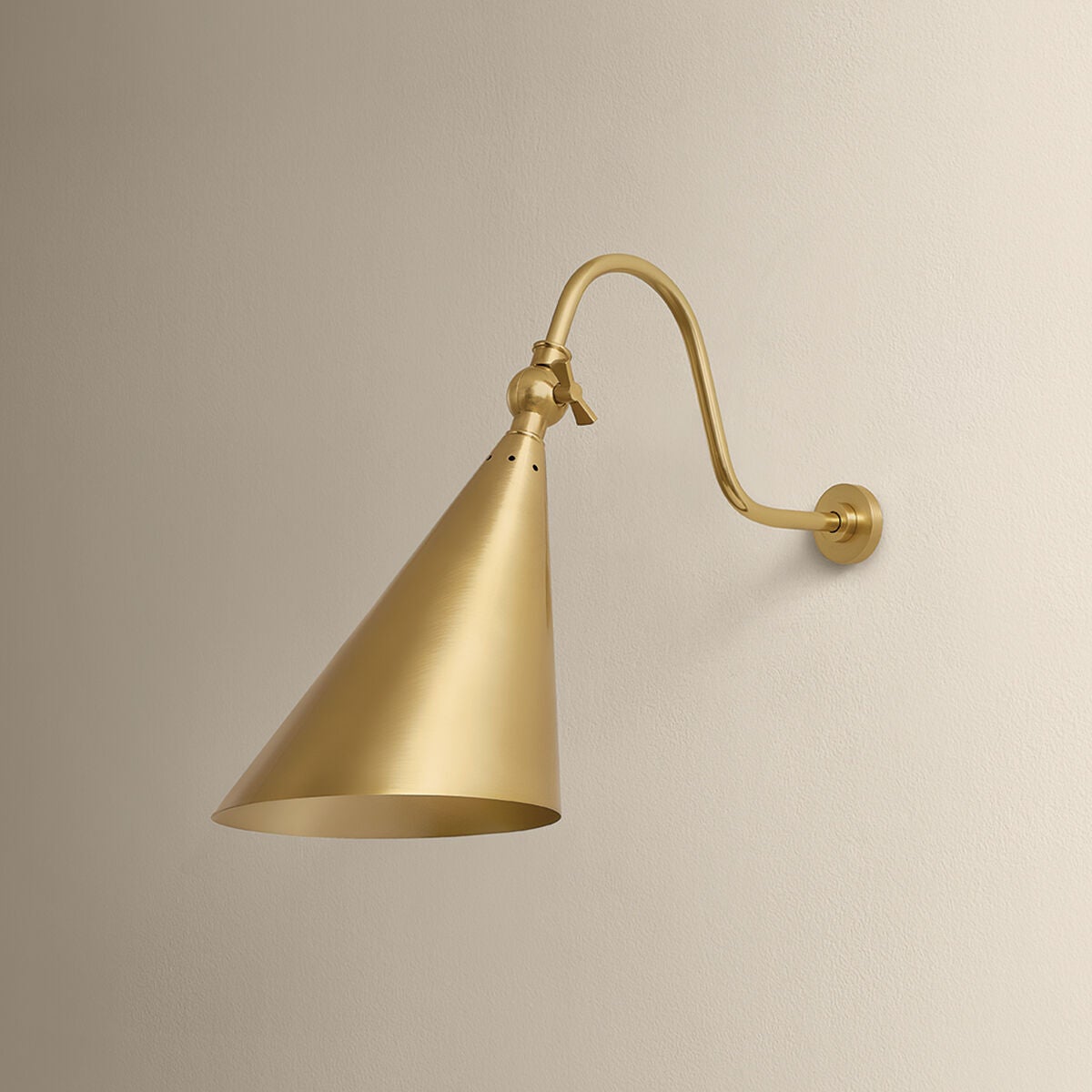 Lupe Medium Wall Sconce