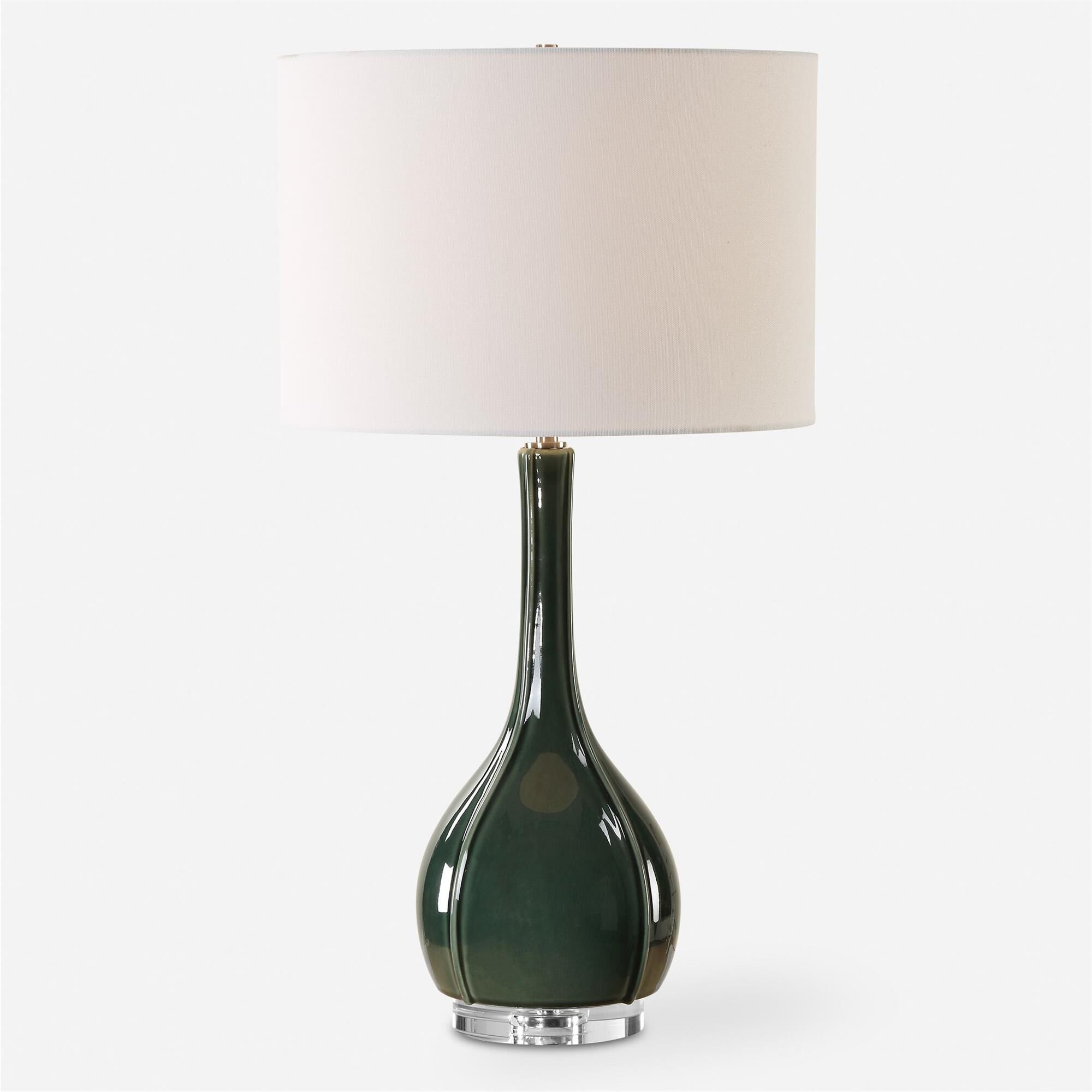 Essex Medium Table Lamp