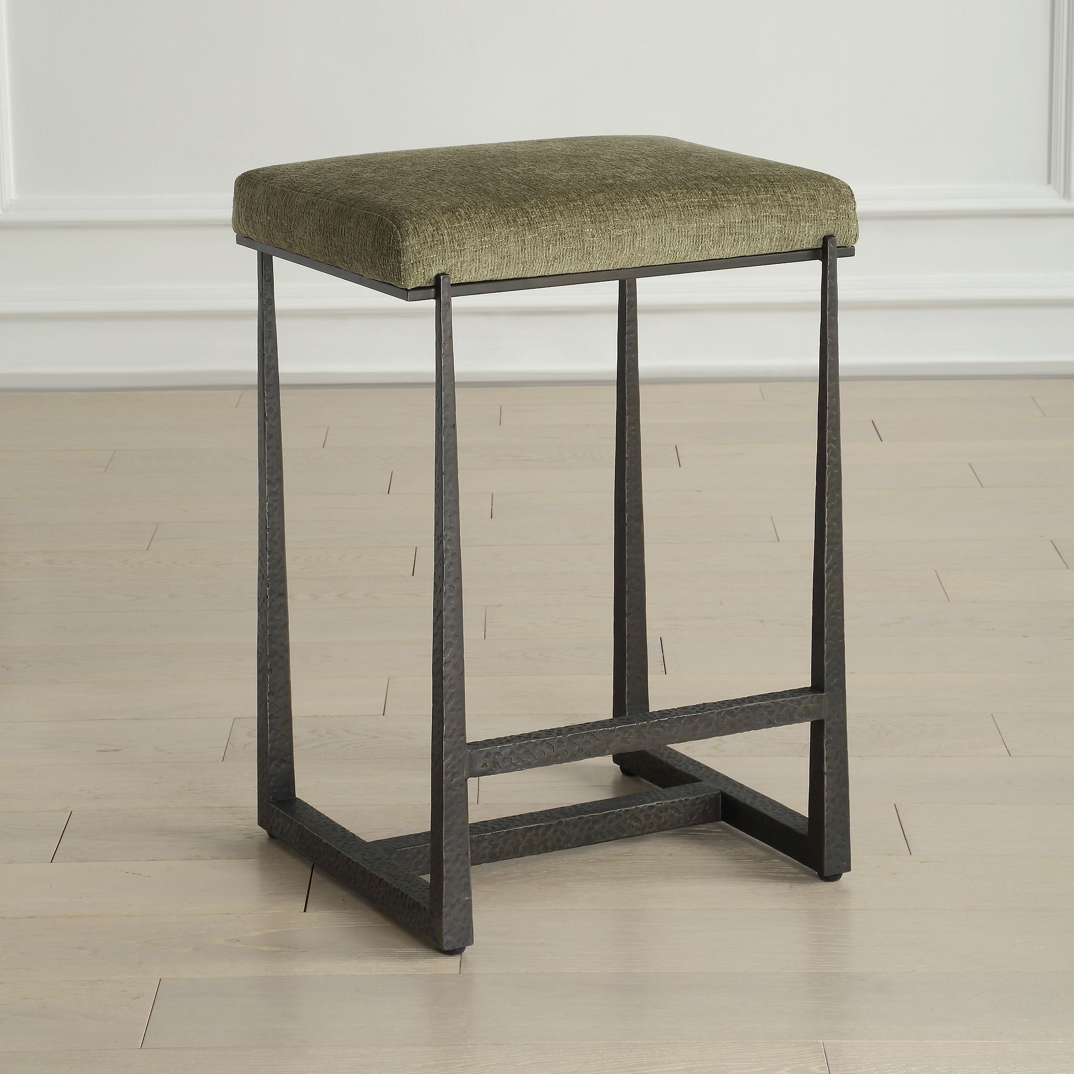 Midas Counter Stool