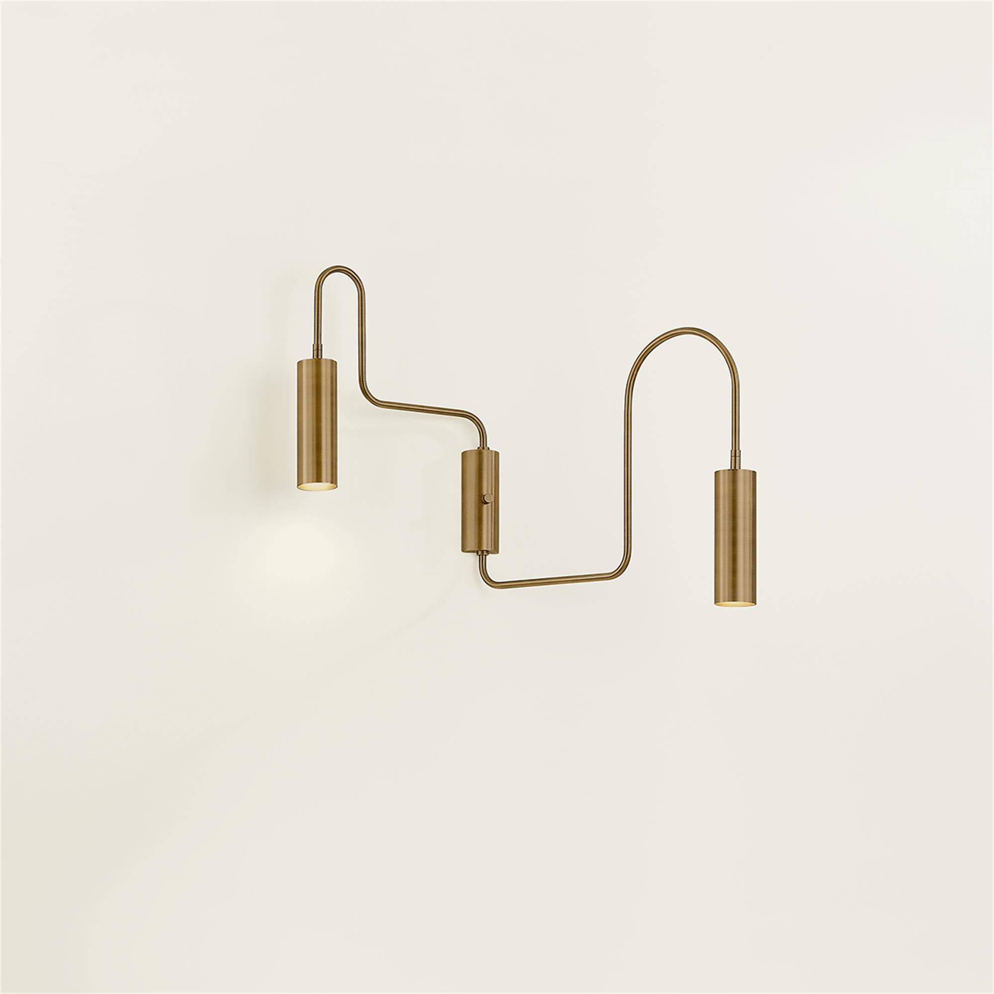 Lark Large Wall Swing Lamp