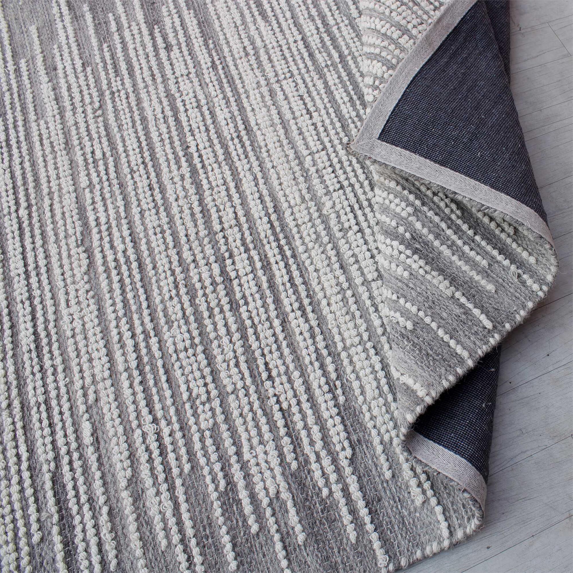 Salida Hand Knotted Wool Area Rug