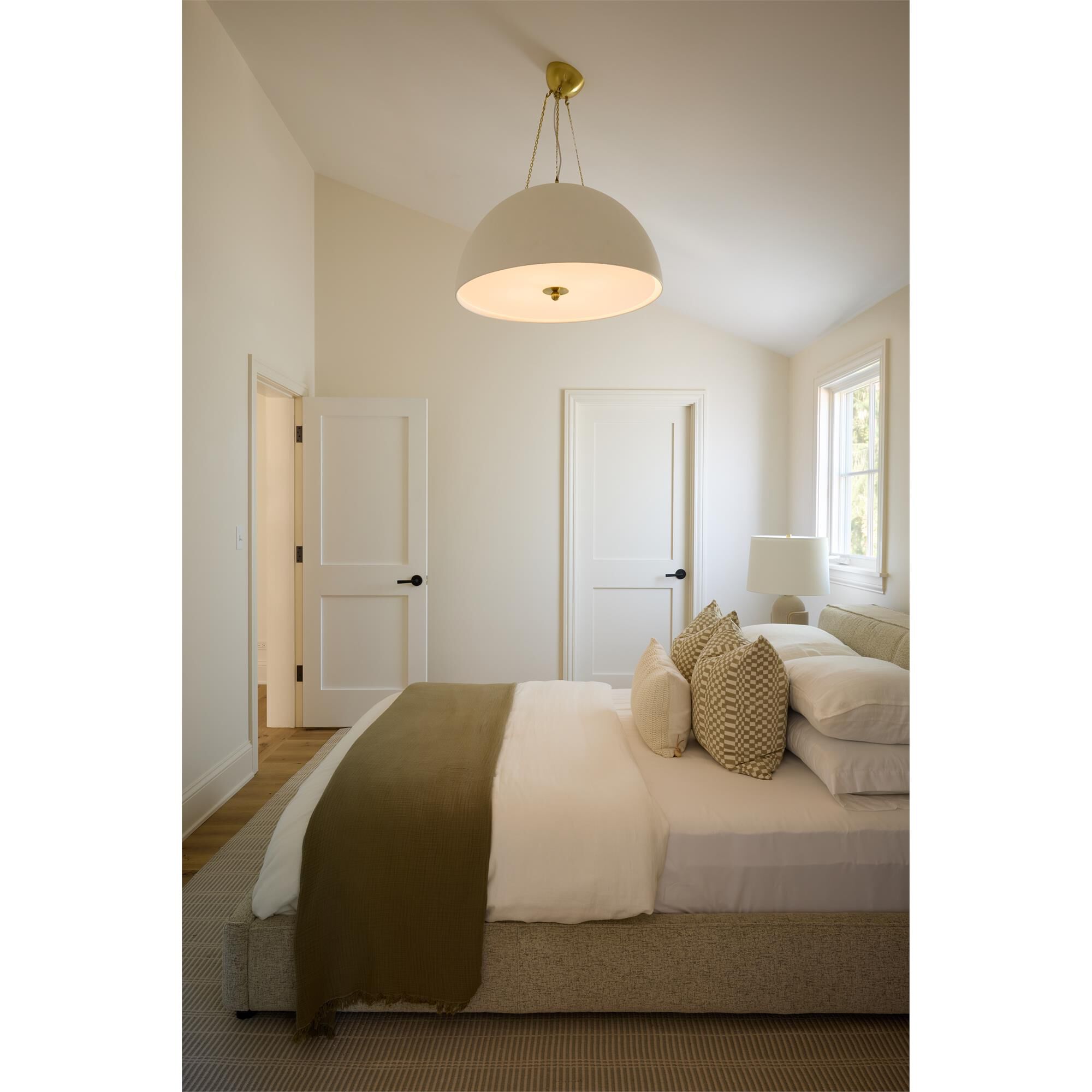 Mark D. Sikes Chiswick Medium Pendant Light