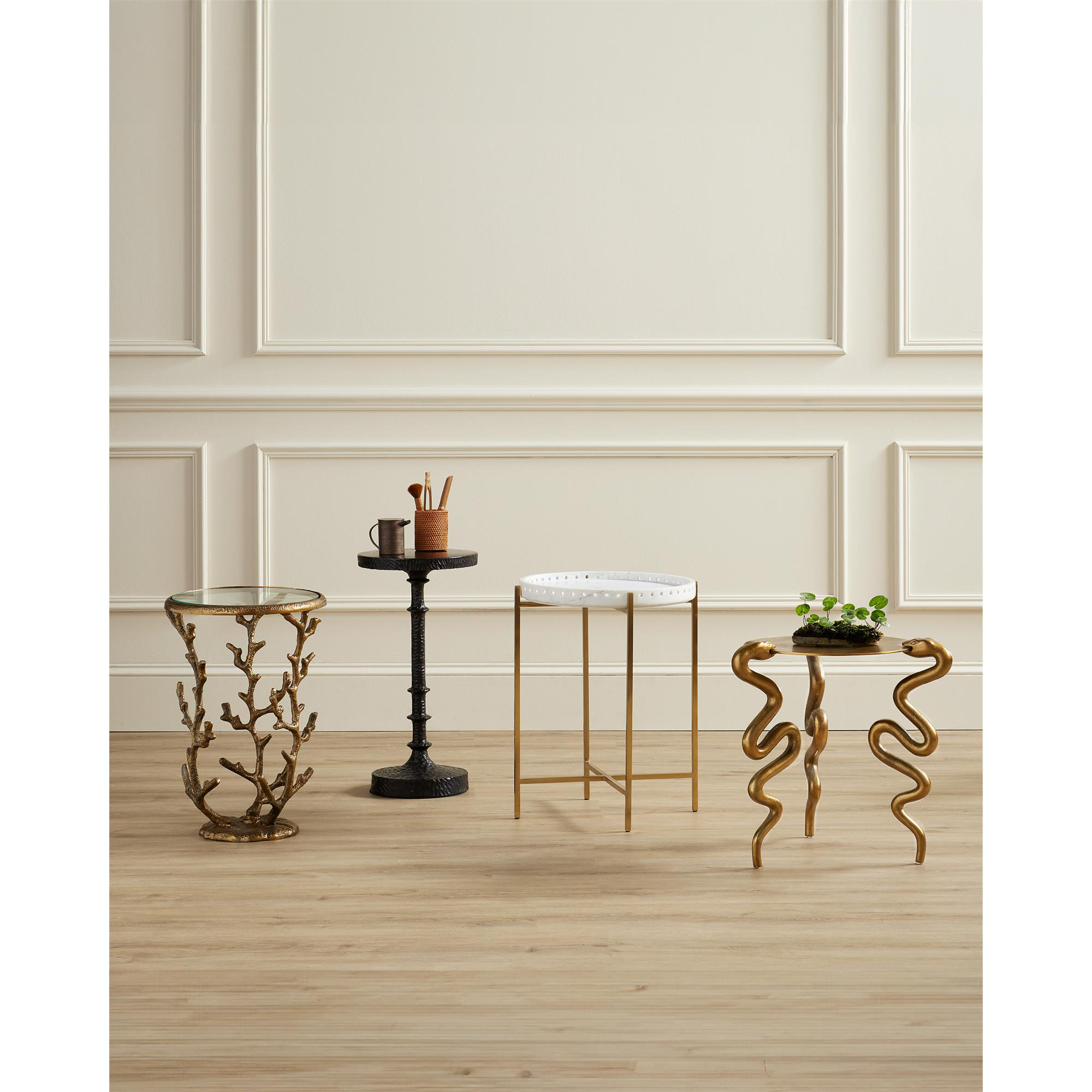 Coral 21 Inch Accent Table