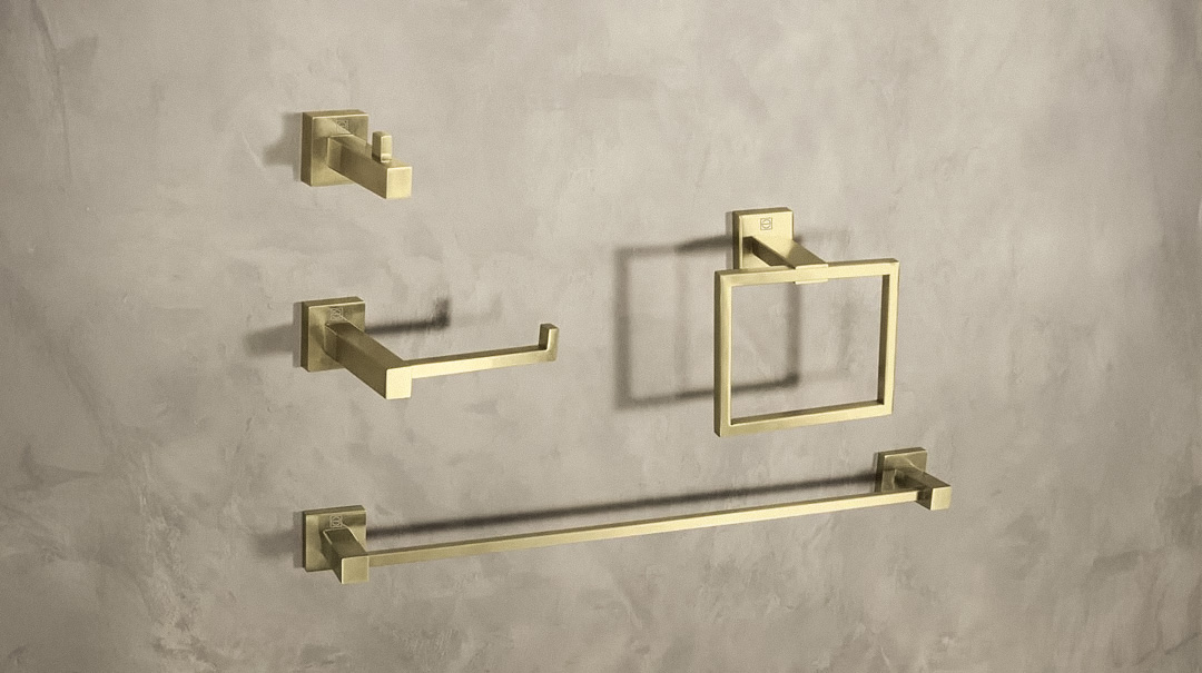 Bath Hardware & Accessories