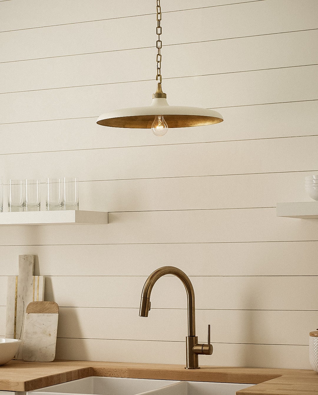 <p>Piatto Large Pendant in Antique Brass and Plaster White</p>